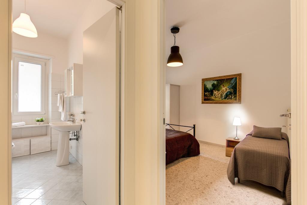 Daisy Guest House Colosseo Roma Camera foto