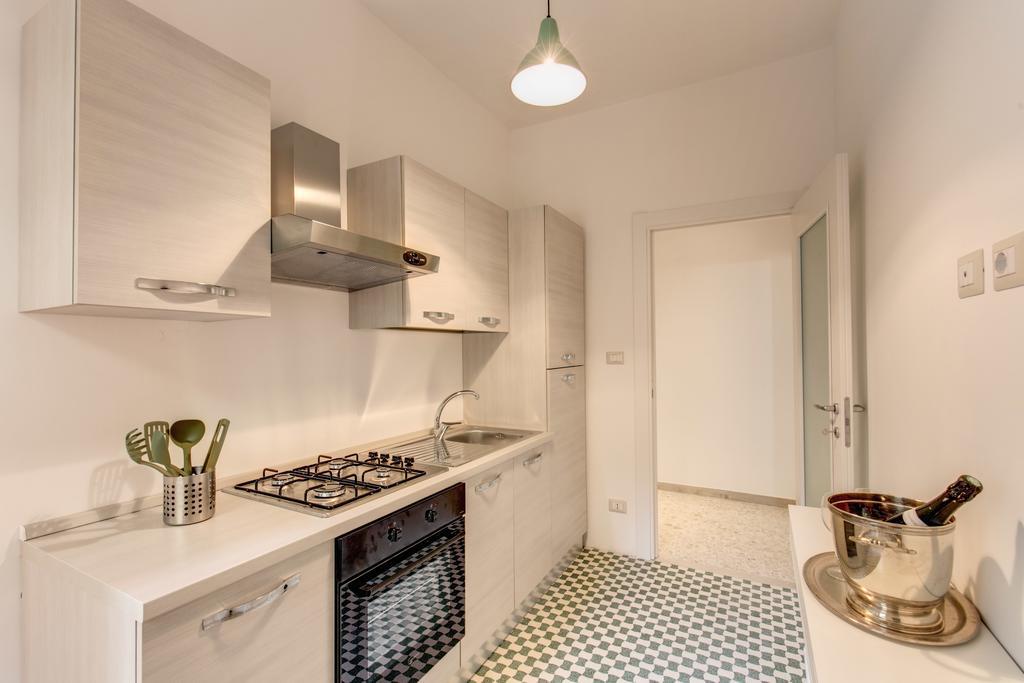 Daisy Guest House Colosseo Roma Camera foto